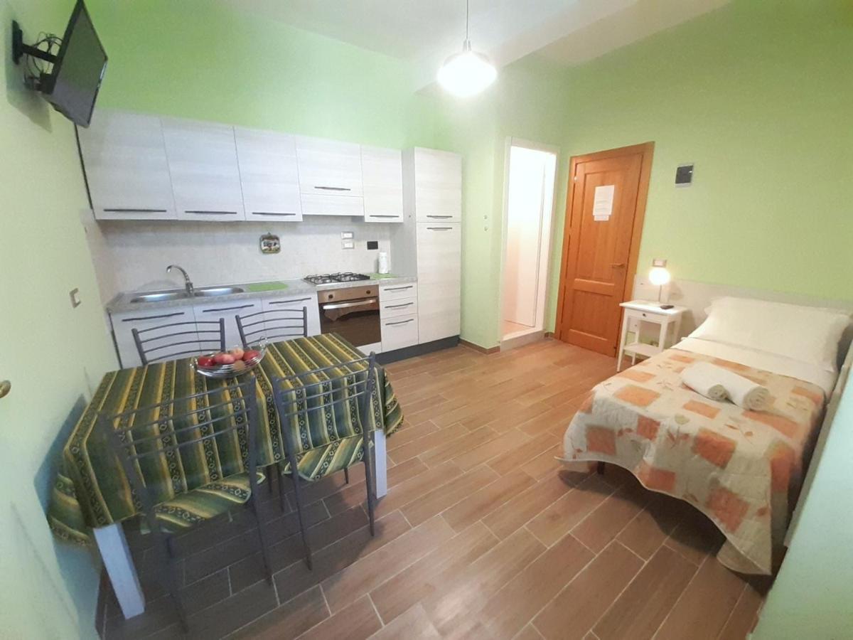 Torino Central-- Rooms And Apartments - Alba Exterior photo